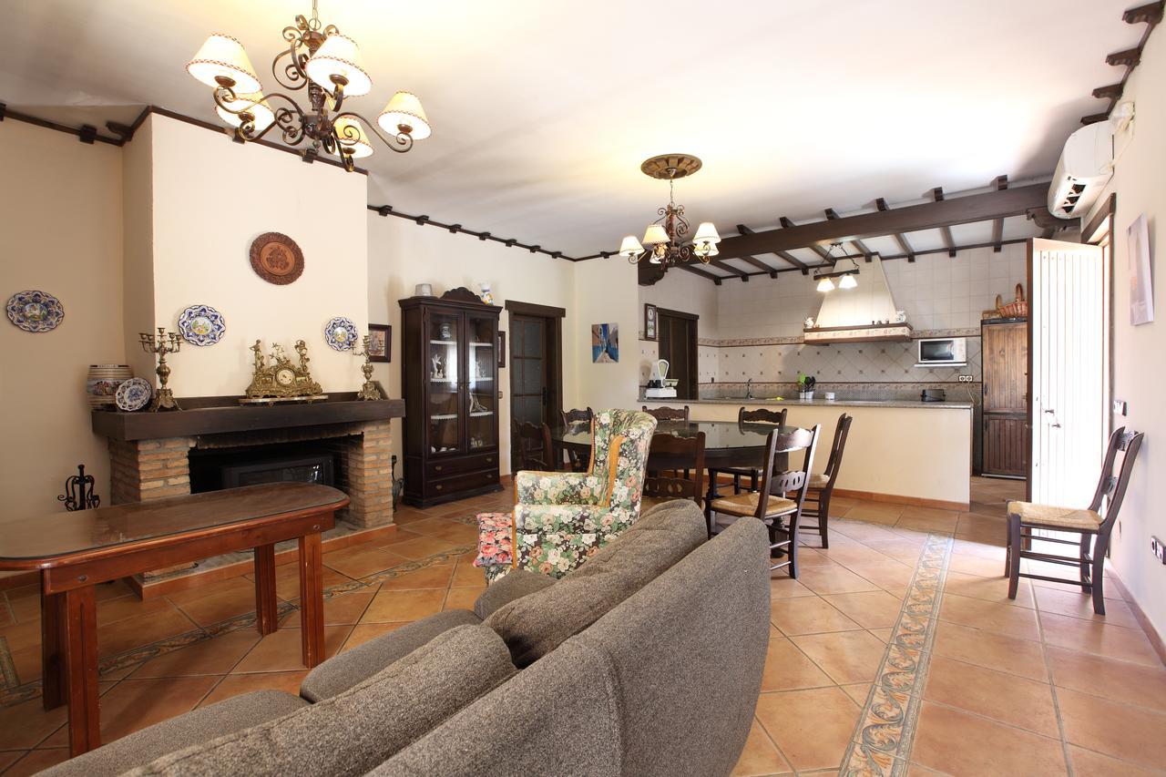Chalet San Jose Sevilla Bagian luar foto